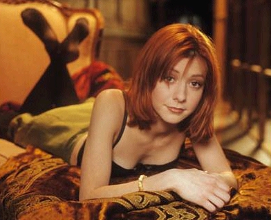Hi! I'm a lesbian now! I can't be with you, Oz.